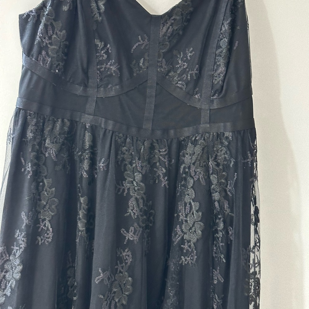 Torrid Black Midi Dress Elegant and Versatile - Picture 2 of 9